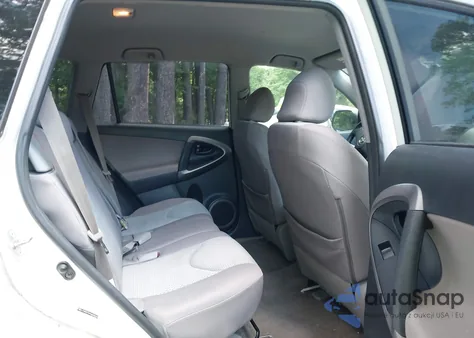 2006 Toyota Rav4 from USA, damaged, VIN JTMBD33V466020182